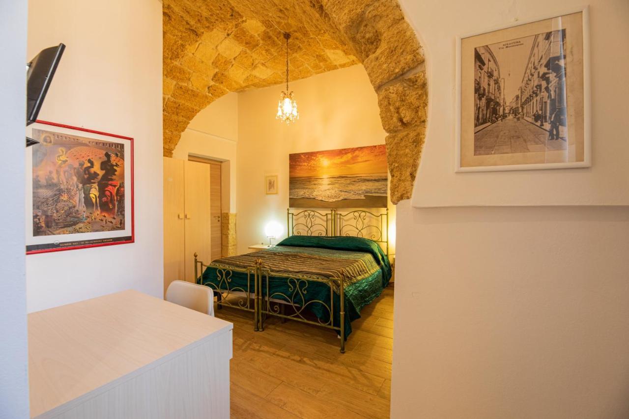 Nonna Iole Apartment Syracuse Bagian luar foto